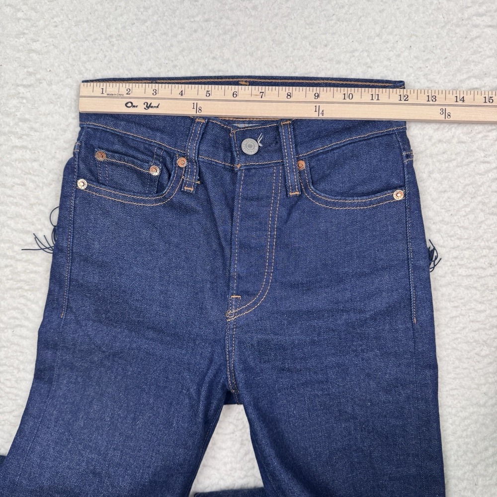 Levis Premium Wedgie Straight Jeans Womens 24 Fringe Pockets Blue‎ Denim 24x26 - Picture 6 of 12